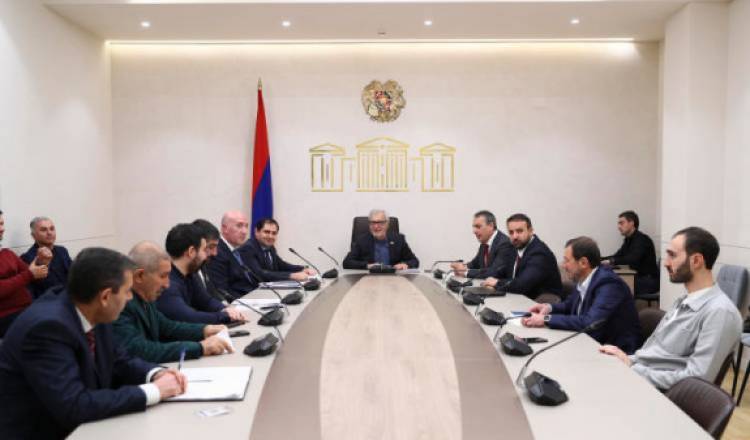 Պաշտպանվում են գաղտնալսումից․ «Հրապարակ»
