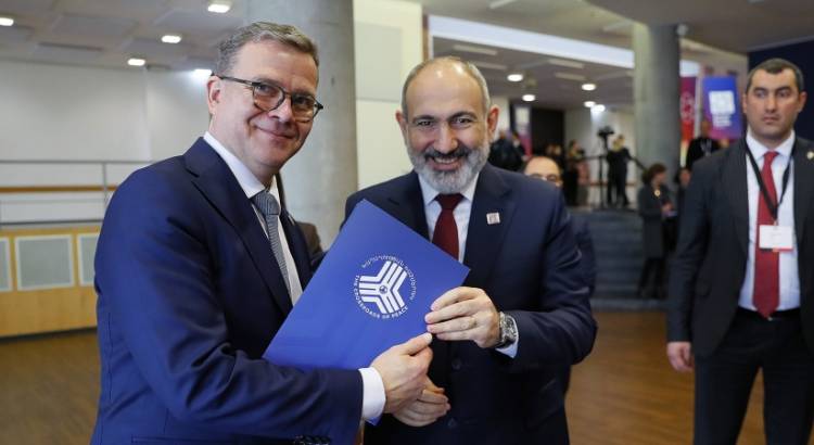 Բրյուսելում Փաշինյանը հանդիպել է Ֆինլանդիայի վարչապետի հետ