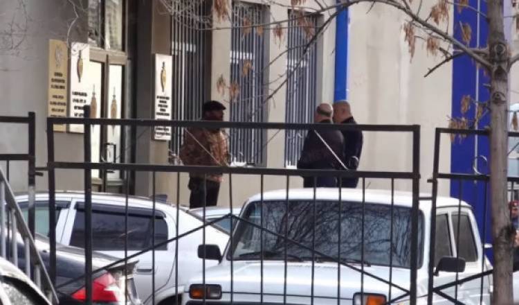 Ովքեր էին Նորքի ոստիկանական բաժանմունք ներխուժած անձինք․ «Հրապարակ»