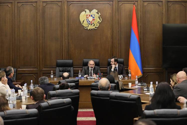 Փակ նիստում Փաշինյանն ասել է, որ Տավուշի հարցում քիչ ժամանակ ունեն․ «Հրապարակ»