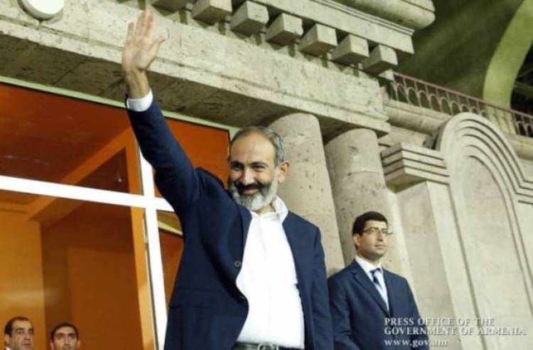 Ես ավելի լավ ֆուտբոլ եմ խաղում, քան մեր հավաքականը. Նիկոլ Փաշինյանը խաբել է. մաս 189. «Ժողովուրդ»