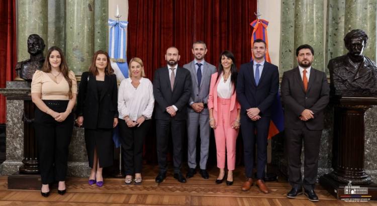 Արարարտ Միրզոյանը հանդիպել է Արգենտինայի Պատգամավորների պալատի նախագահի հետ