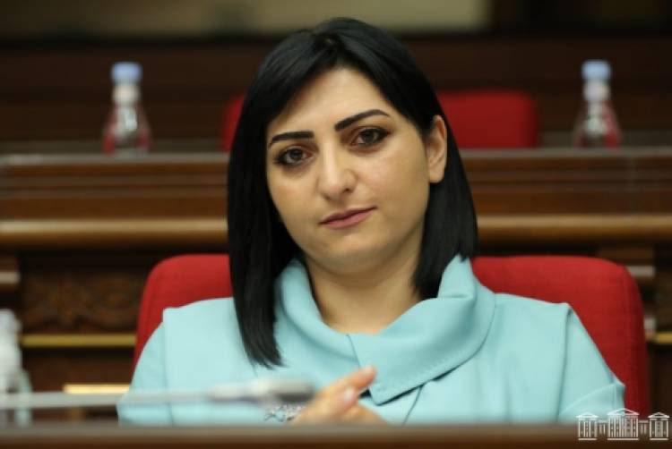 Այսօր բոլոր աղոթքներն ուղղված են մեր երկրի խաղաղության ապահովմանն և մեր հայրենիքի բարեկեցությանը