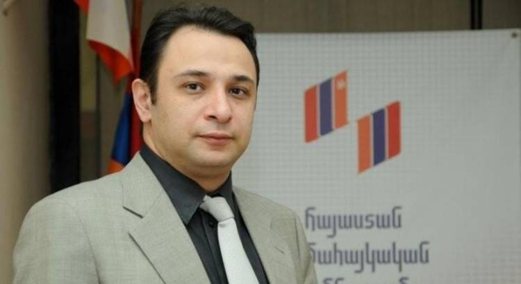 Դատախազությունը պահանջում է «Հայաստան» հիմնադրամի նախկին տնօրենից և այլ անձանցից բռնագանձել գույքեր, դրամական միջոցներ