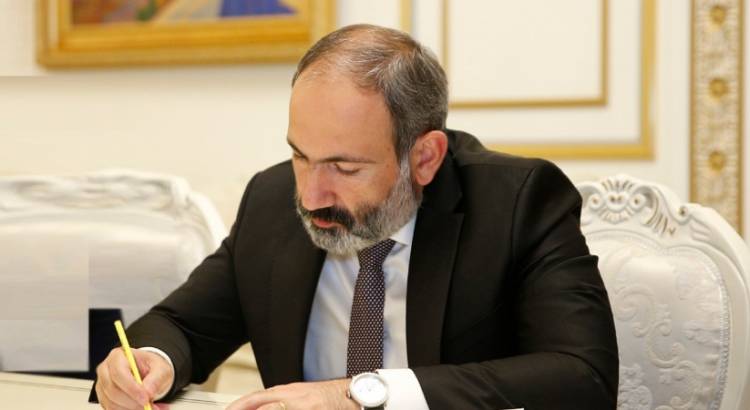 Փաշինյանն Էկոնոմիկայի փոխնախարարներ է նշանակել ու վերանշանակել