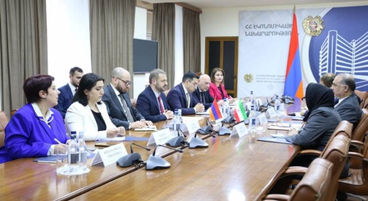 Գևորգ Պապոյանն Իրանի դեսպանի հետ քննարկել է տնտեսական ընդլայնմանը, առևտրաշրջանառությանը վերաբերող հարցեր