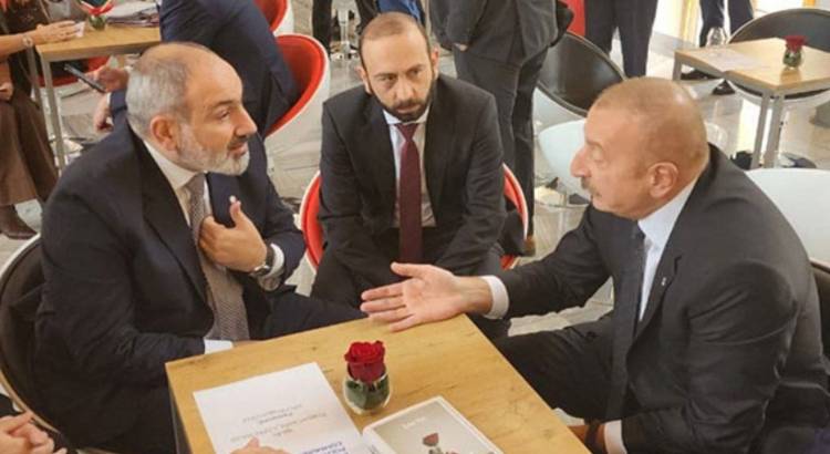 Փաշինյանի «պնդաճակատությունը»