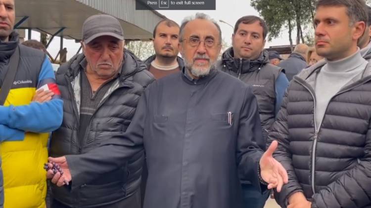 Ինչ-որ մի տեղ մեր նահանջը պետք է կանգնի, Աստված տա, դա լինի Ոսկեպարում․ Տեր Միքայել Արքեպիսկոպոս Աջապահյան