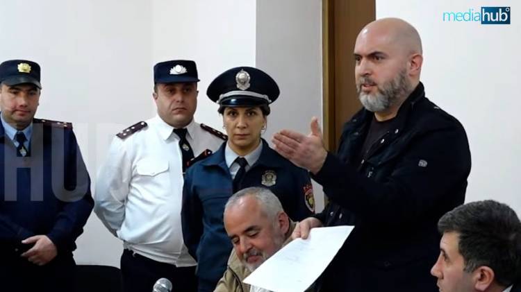 Դատավորը ևս երեք ամսով երկարաձգեց Արմեն Աշոտյանի կալանքը