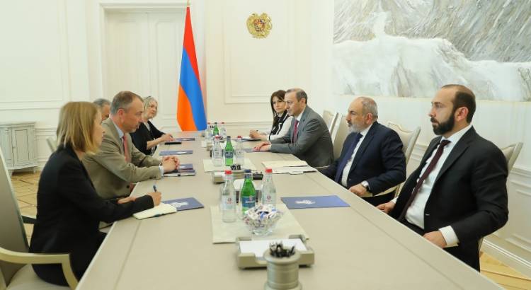 Փաշինյանն ընդունել է Տոյվո Կլաարին․ ի՞նչ են քննարկել