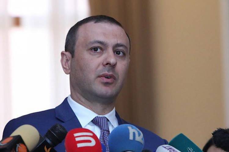 ԼՂ-ից դուրս եկած ռուսական խաղաղապահ զորախումբը չի կարող մնալ Հայաստանում․ Արմեն Գրիգորյան