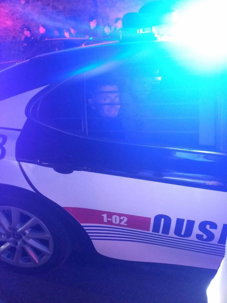 Ոստիկանները  Տավուշում քաղաքացիներին բերման են  ենթարկում․ ձերբակալվել են Սուրեն Պետրոսյանն ու Միհրան Մահսուդյանը