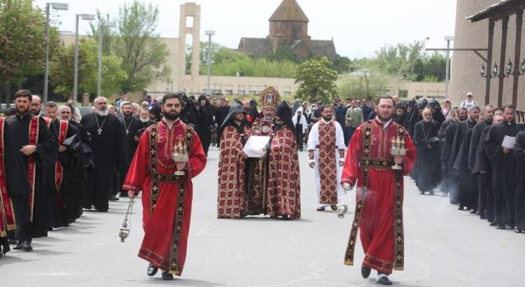 Հայոց Ցեղասպանության սուրբ նահատակների ոգեկոչման արարողություններ են եղել Մայր Աթոռ Սուրբ Էջմիածնում