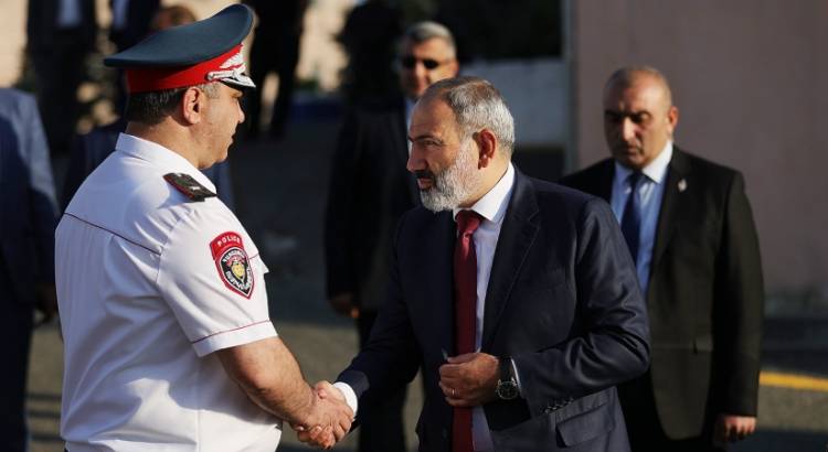 Փաշինյանն անցավ գործի...
