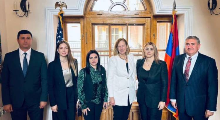 Դուք լեզու եք գտել՝ մենք ի՞նչ կարող ենք անել․ «Հրապարակ»