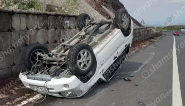 Ավտովթար՝ Կոտայքում. 28-ամյա վարորդը «Mitsubishi Pajero»-ով «Չայնիի» ոլորաններում գլխիվայր շրջվել է