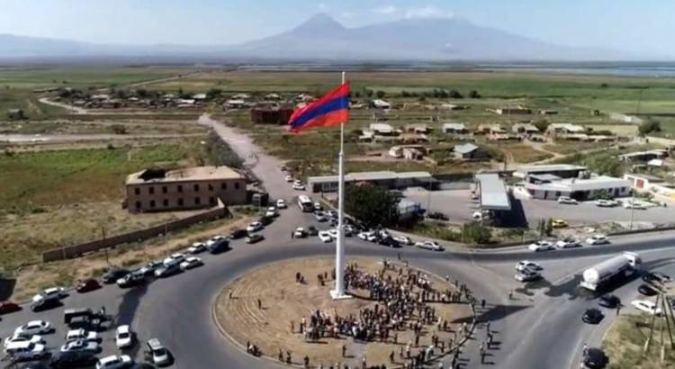 Մտահոգում է ոչ թե ռուսների գնալը, այլ ադրբեջանական զորքի մնալը հայկական տարածքներում. ներքինհանդեցի
