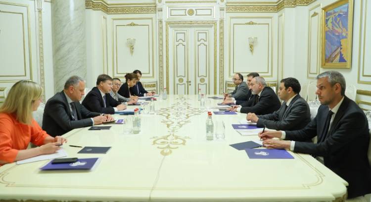 Փաշինյանն ընդունել է ԵՄ առևտրի գծով հանձնակատարին
