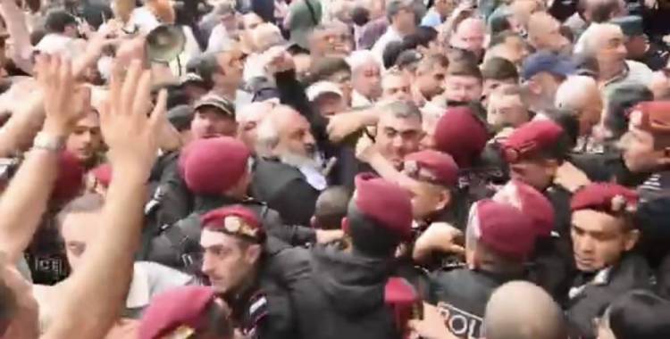 Ինչո՞վ կհանգուցալուծվի լարվածությունը