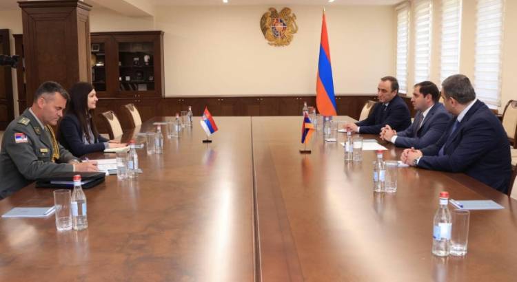 Սուրեն Պապիկյանն ընդունել է սերբ պաշտոնյաների