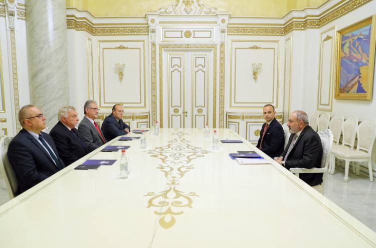 Փաշինյանն ընդունել է ՌԱԿ Կենտրոնական վարչության ներկայացուցիչներին