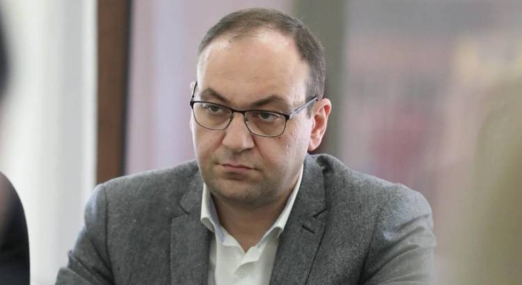 Դատական գործերի մակագրման էլեկտրոնային համակարգը կրկին խափանվել է․ Արսեն Բաբայան