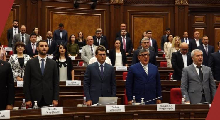 Այ անհայտ պատգամավորներ, բա մարող ու չեղած բանից էդքան երկար կխոսե՞ն․ Բաբայանը՝ ՔՊ-ականներին