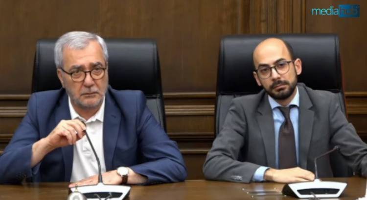 Սուտը լինում է ոչ միայն կաղ և պոզերով, այլ նաև՝ ճաղատ, իսկ տեղ-տեղ՝ նաև բեղերով