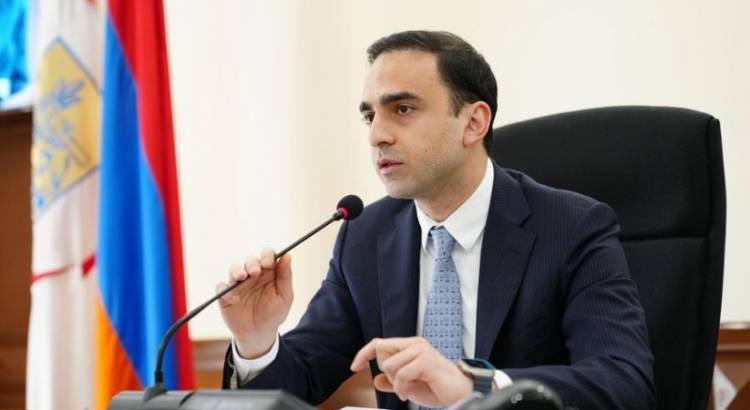Եղանակը քիչ էր, հիմա էլ տեխհսկողներն են «քցում» Ավինյանին