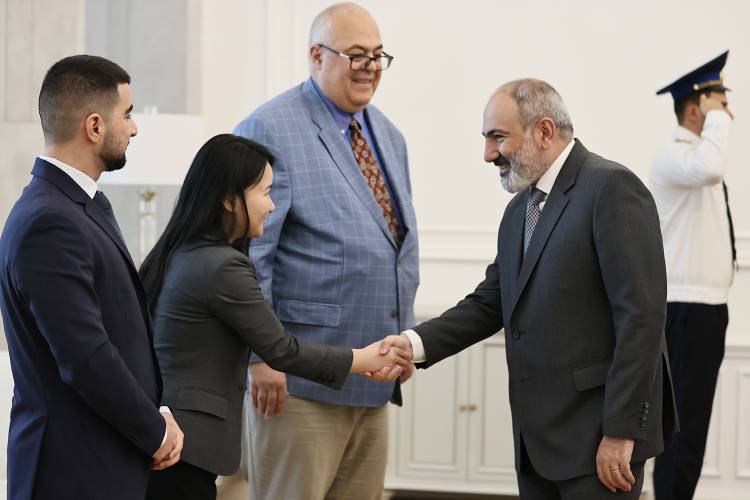 Նիկոլ Փաշինյանը սրբագրել է Արթուր Հովհաննիսյանի ասածները. «Հրապարակ»