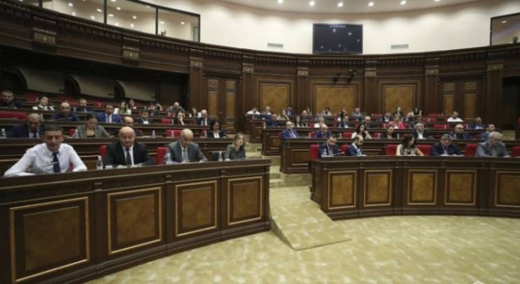 Կամավորաստան, կամ կամավորությունը՝ որպես ձեռնտու պոպուլիզմի գործելաոճ. «Փաստ»
