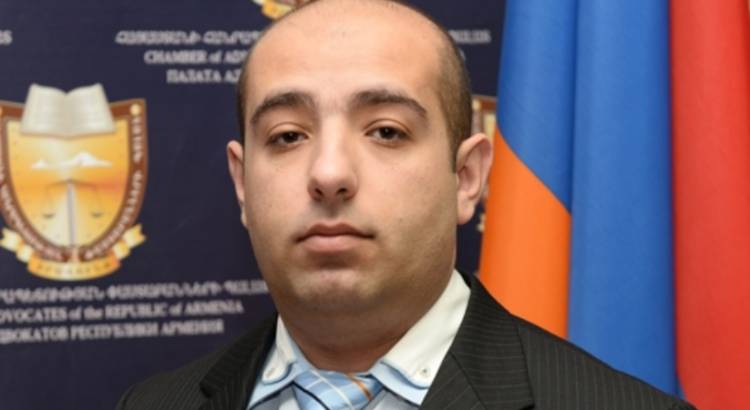 Մարտի 1-ը սադրողը սև շարֆով էր, հունիսի 12-ի սադրողը՝ սև փողկապով. Խուդոյան