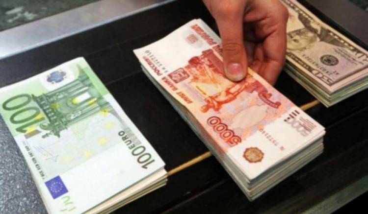 Ռուբլին էժանացել է․ փոխարժեքն՝ այսօր