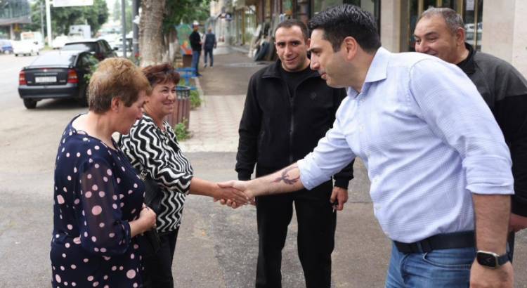 Ի՞նչ է խորհրդանշում Ալեն Սիմոնյանի թևի դաջվածքը