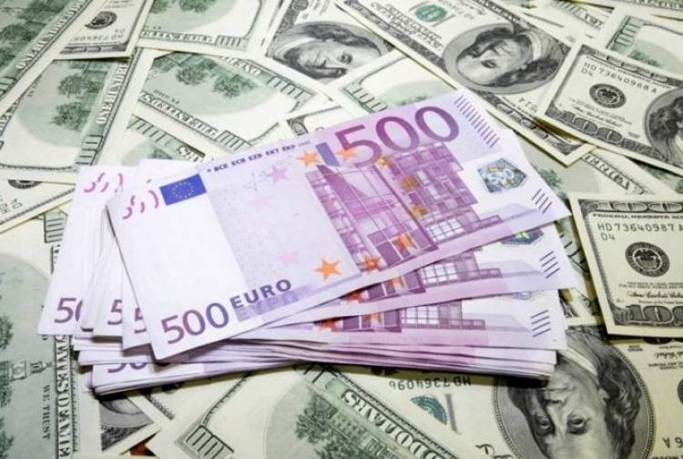 Դոլարը թանկացել է, ռուբլին՝ էժանացել․ փոխարժեքն՝ այսօր