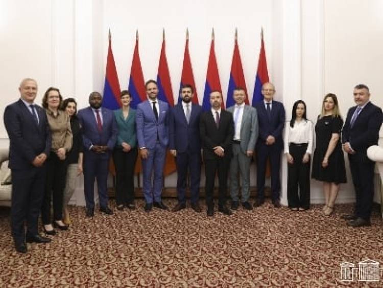 Արտաքին հարաբերությունների մշտական հանձնաժողովում հյուրընկալվել է Նիդերլանդների խորհրդարանական պատվիրակությունը