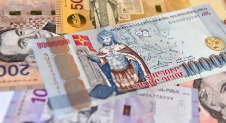Դոլար, եվրո, ռուբլի․ ի՞նչ փոխարժեք է սահմանվել այսօր
