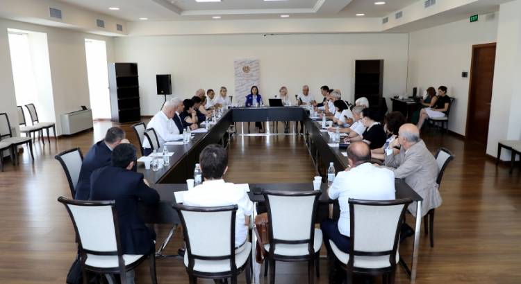 Քանի՞ թափուր տեղ է դեռ մնացել բուհերում