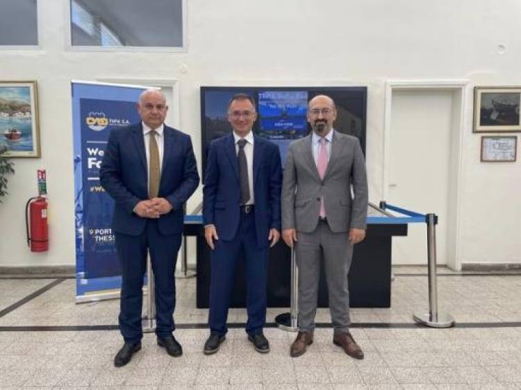 Դեսպան Մկրտչյանը «խաղաղության խաչմերուկ»-ն է ներկայացրել Սալոնիկի նավահանգստի պատասխանատուին