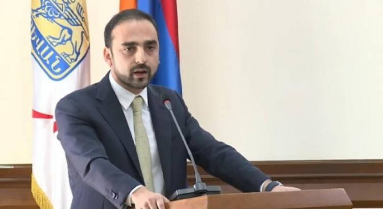 Ավինյանը որոշել է քաղաքապետարանի մեքենաների ողջ պարկը թարմացնե՞լ. «Փաստ»
