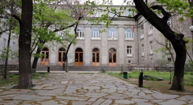 Ագրարային համալսարանի վիճակը ողբերգական է․ «Հրապարակ»