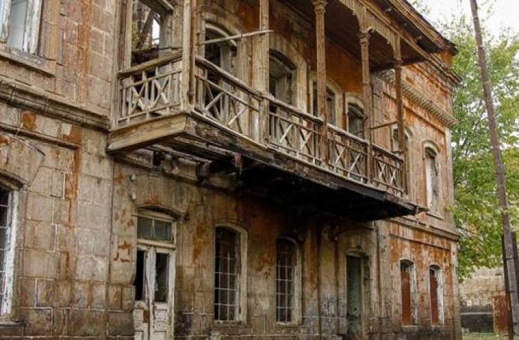 ԿԳՄՍՆ-ն քայլեր է ձեռնարկում Գյումրու՝ «Իմ մանկության տանգոն» ֆիլմի շենքի վերականգնման ուղղությամբ