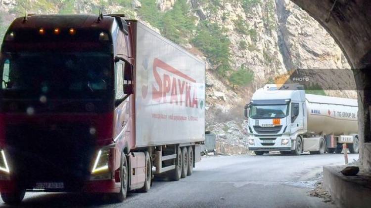 Վերին Լարսի ճանապարհին` Վրաստանի հատվածում, ժամանակավոր սահմանափակումներ են մտցվում