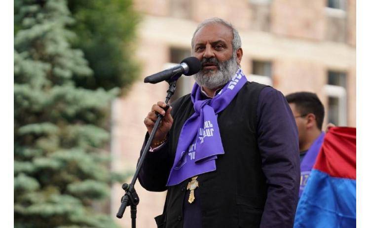 Կզոն մերժել է Սրբազանին. «ՀՐԱՊԱՐԱԿ»