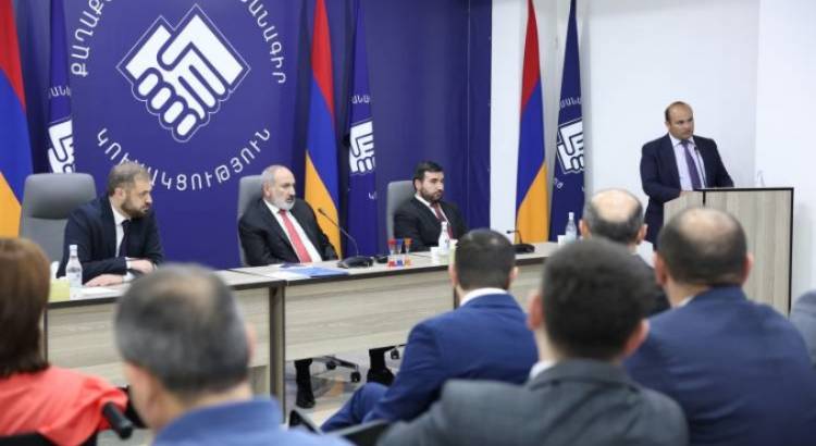 ՔՊ-ն ուզում է արցախցիներին ընտրության առաջ կանգնեցնել․ «Հրապարակ»