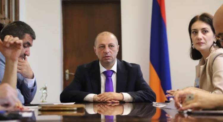 Վանաձորի քաղաքապետի ճակատագիրը մնում է անորոշ. «Հրապարակ»