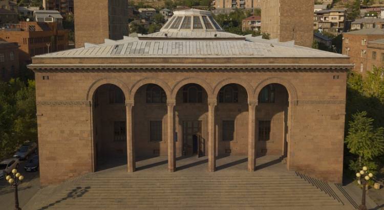 Պատմության ինստիտուտը 3 էջանոց հայտարարություն է տարածել 8-րդ դասարանի «Հայոց պատմություն» դասագրքի վերաբերյալ