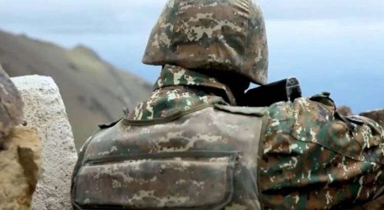 Ծառայակիցը կրшկել է զինծառայողի ուղղությամբ, ապա վերջինիս կողմից անդшմախեղման իմիտացիա ստեղծել