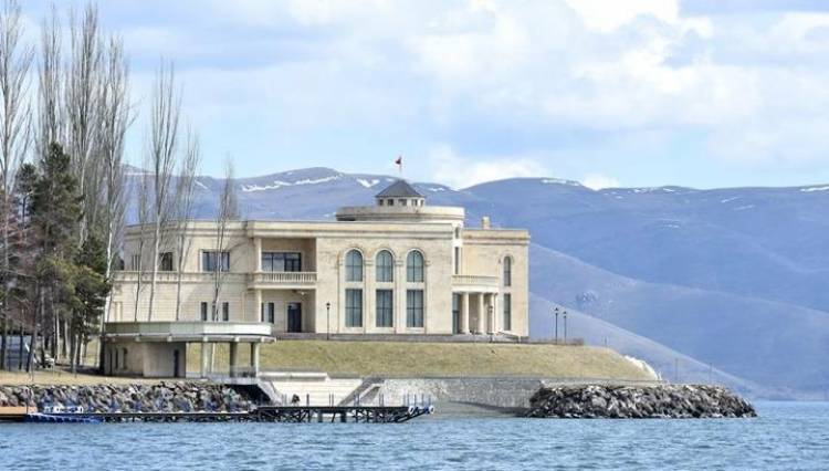 Նիկոլ Փաշինյանը ցուցադրել է իր առանձնատունը․ «Հրապարակ»