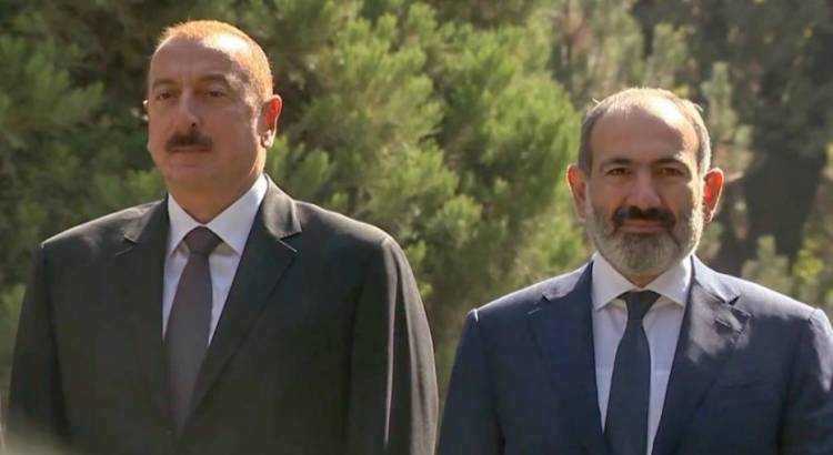 Ո՞վ հանձնեց Արցախը